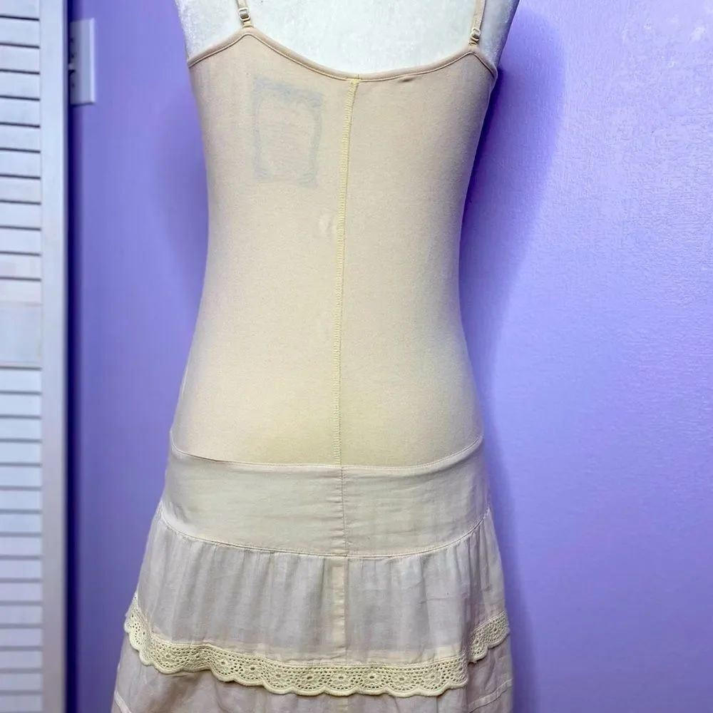 Cream V-Neck Dress - Picture 6 of 11